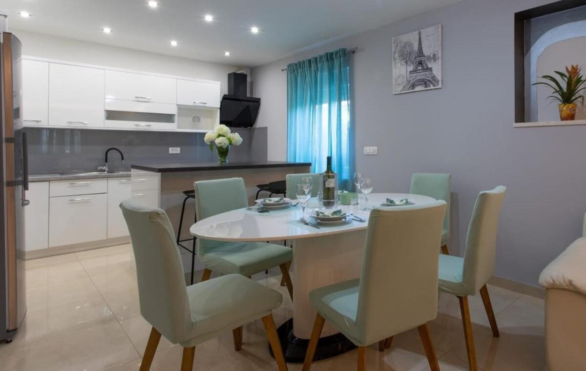 Holiday Home Gamaliel Kaštela 외부 사진